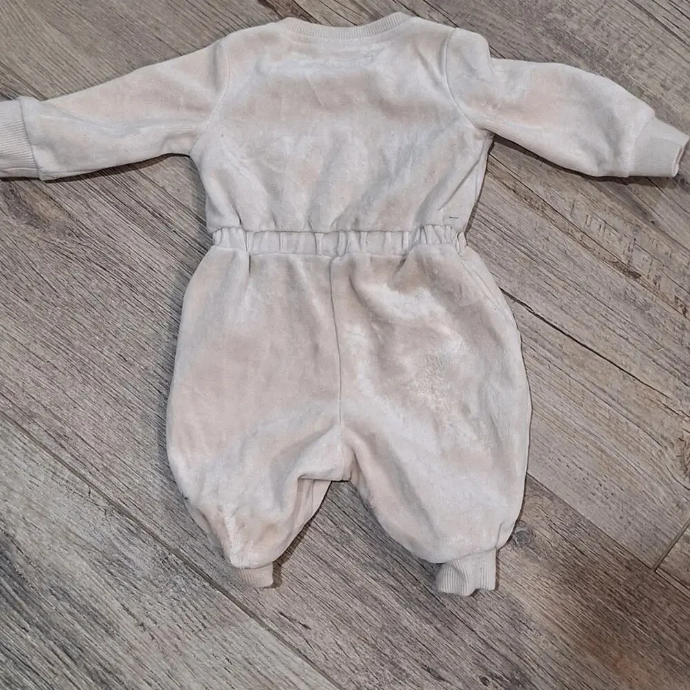 Gymboree Oatmeal Velour Cute Jumpsuit With Glittery Tie Bow Sz 0-3 M #1905